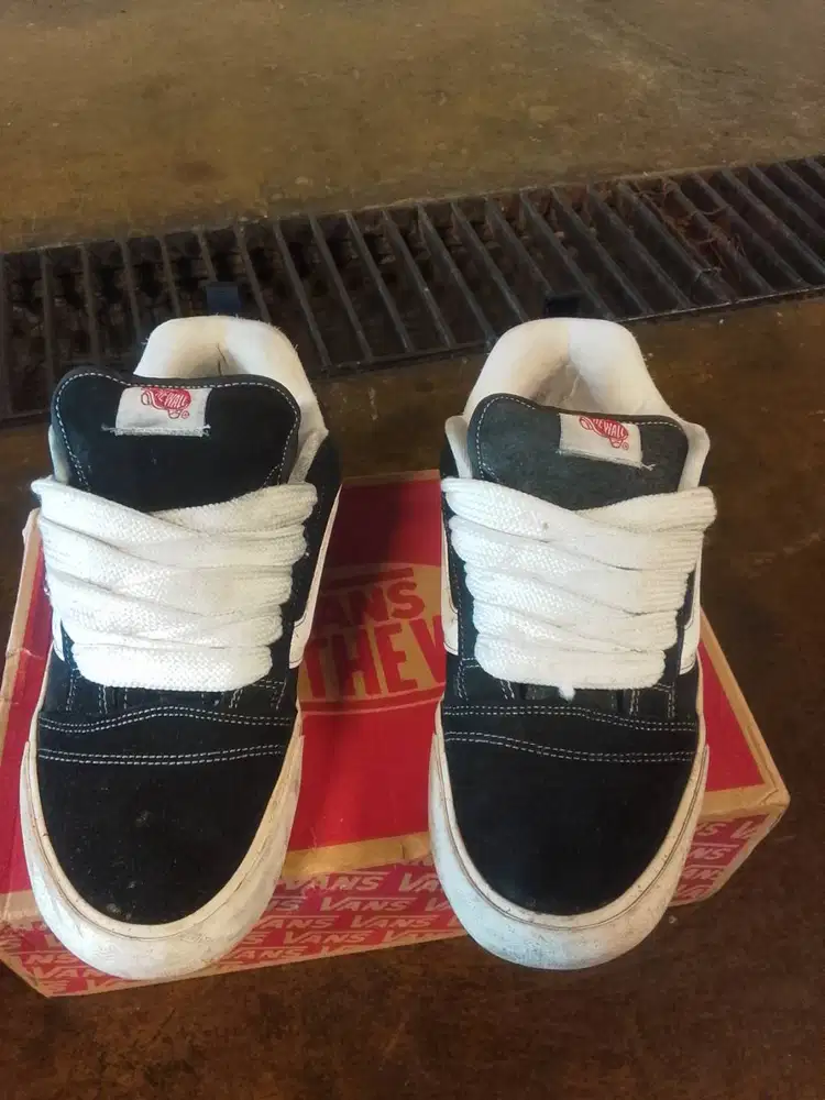 Vans dan nike ori lokasi senen jakpus