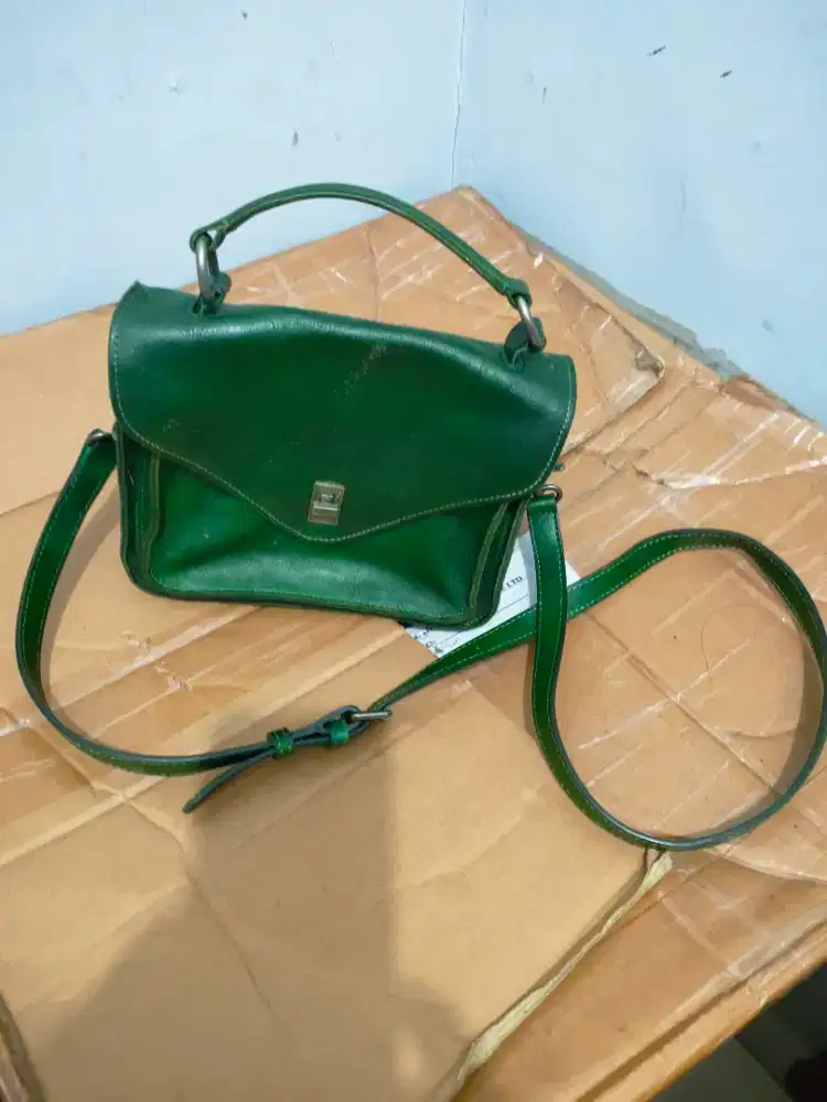 Tas lama gak di pake jual murah