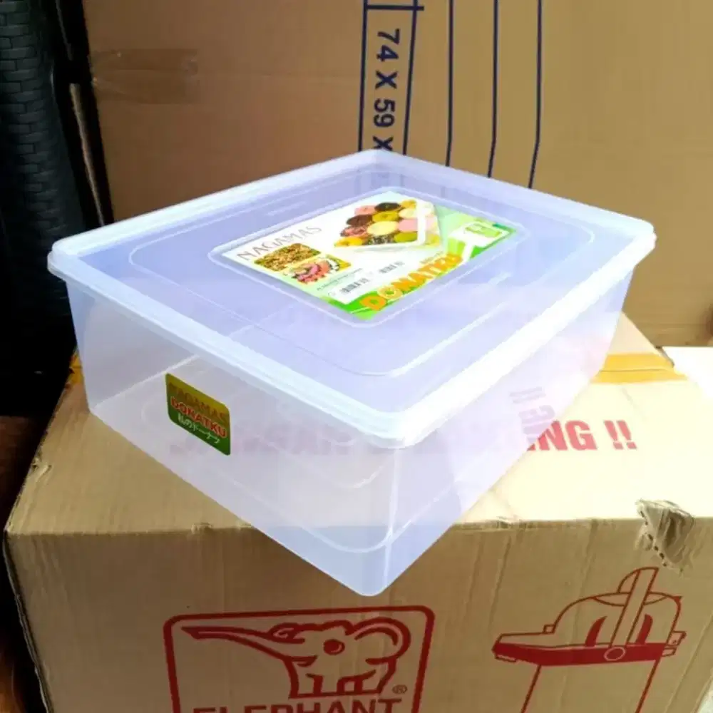 2 Box Donat ukuran gede
