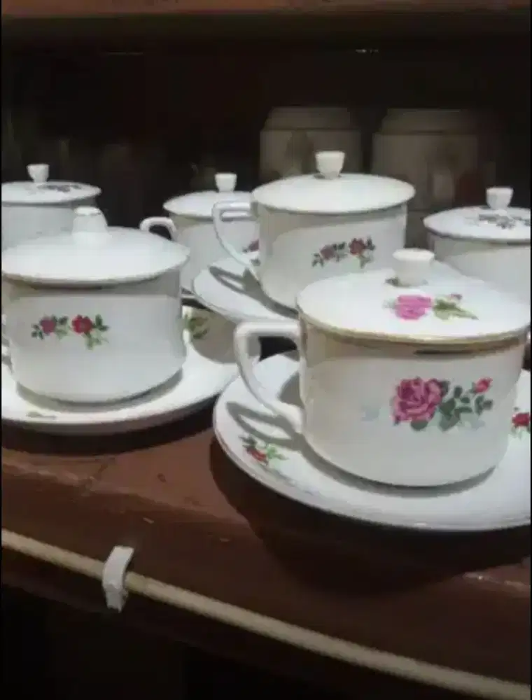 CANGKIR KOPI JADOEL