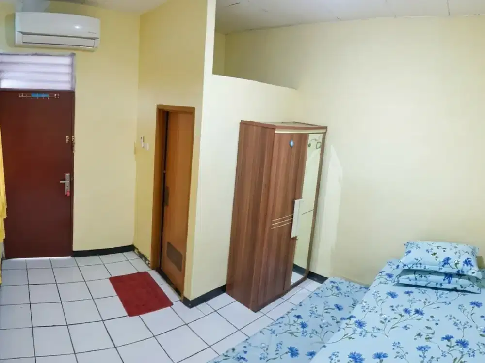 Kost AC, Wi-fi, dengan Jendela di Jakarta Pusat