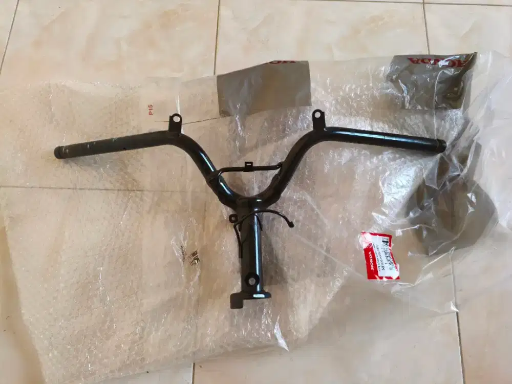 Stang Segitiga Vario 160