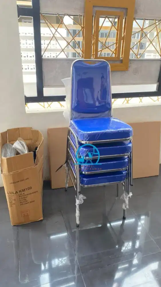 Diskon Kursi Banquet Biru