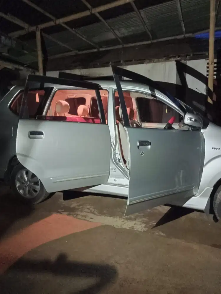Toyota Avanza 2011 Bensin