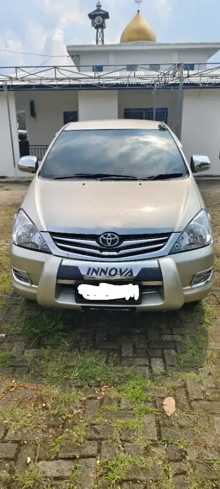 Dijual mobil pakaian pribadi
