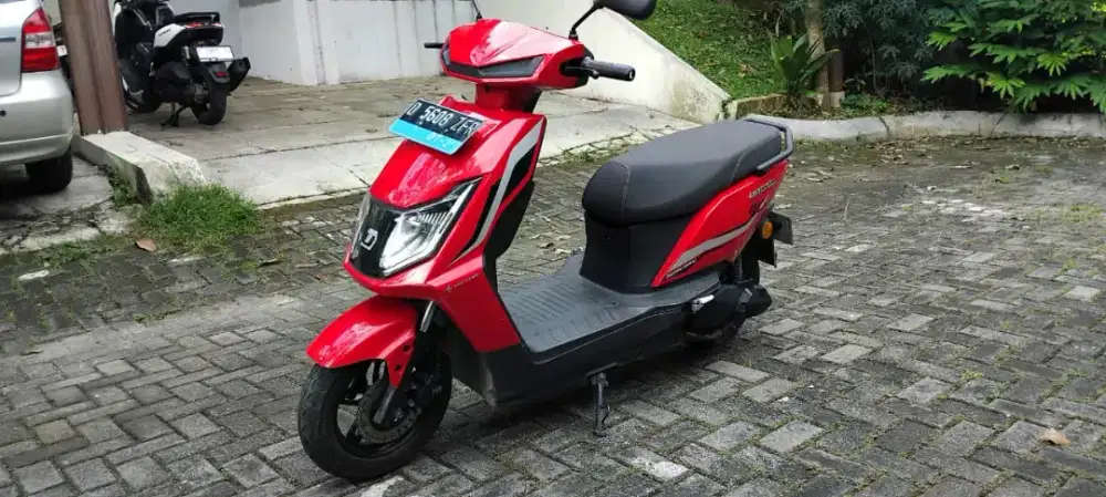 United MX1200 Motor Listrik tahun 2024