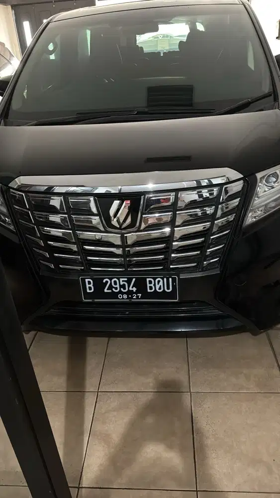 Dijual alphard tahun 2017 hitam