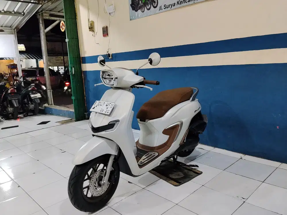 (SALE) HOND STYLO ABS 160CC 2025 SURAT LENGKAP GRES MEWAH