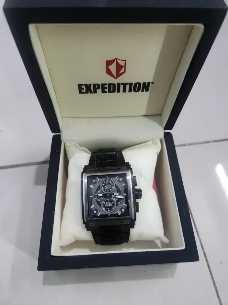 Jam tangan expedition
