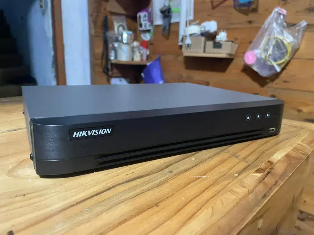 DVR CCTV Hikvision iDS-7204HQHI-M1/XT Acusense 4