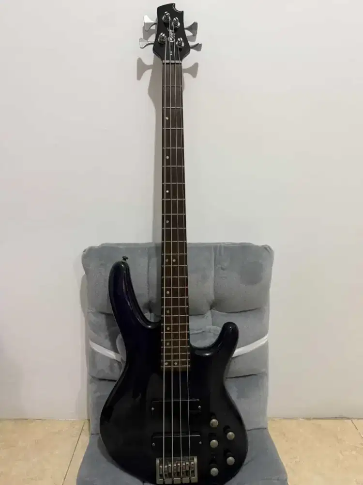 Bass Cort A4 Made in korea