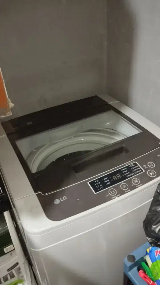 MESIN CUCI LG TOP LOADING 7KG