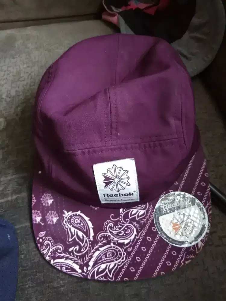 Topi Rebok Ori Size M. Nominus