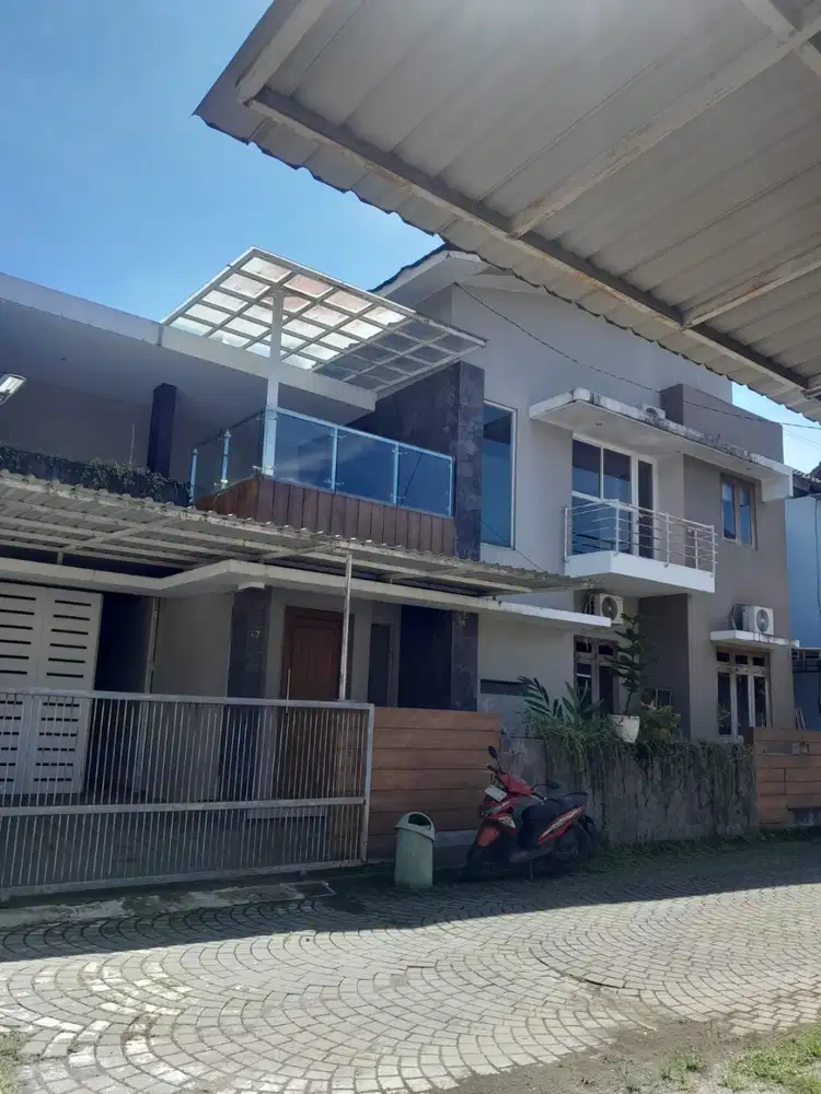Di sewakan  / Di kontrakkan Rumah Asri di Timoho Jogja Yogyakarta