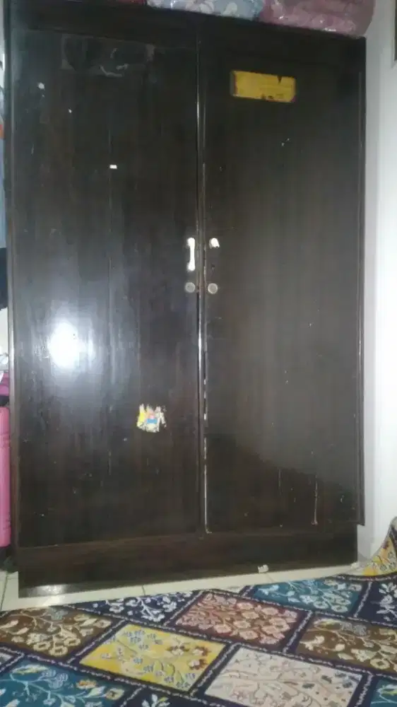 Dijual lemari jati 2 pintu