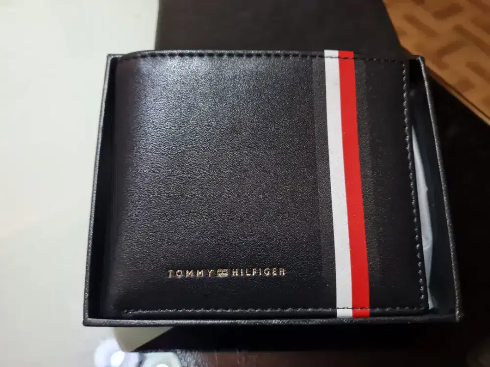 Dompet pria Tommy Hilfiger , original