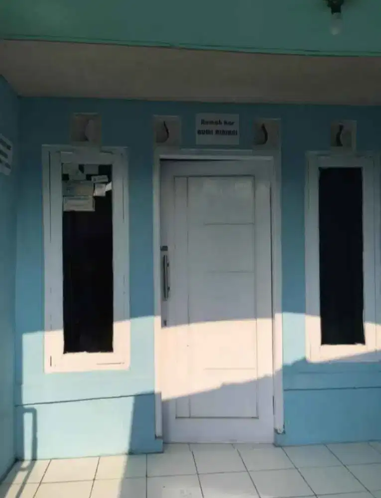 Dijual rumah bisa untuk kost kost a