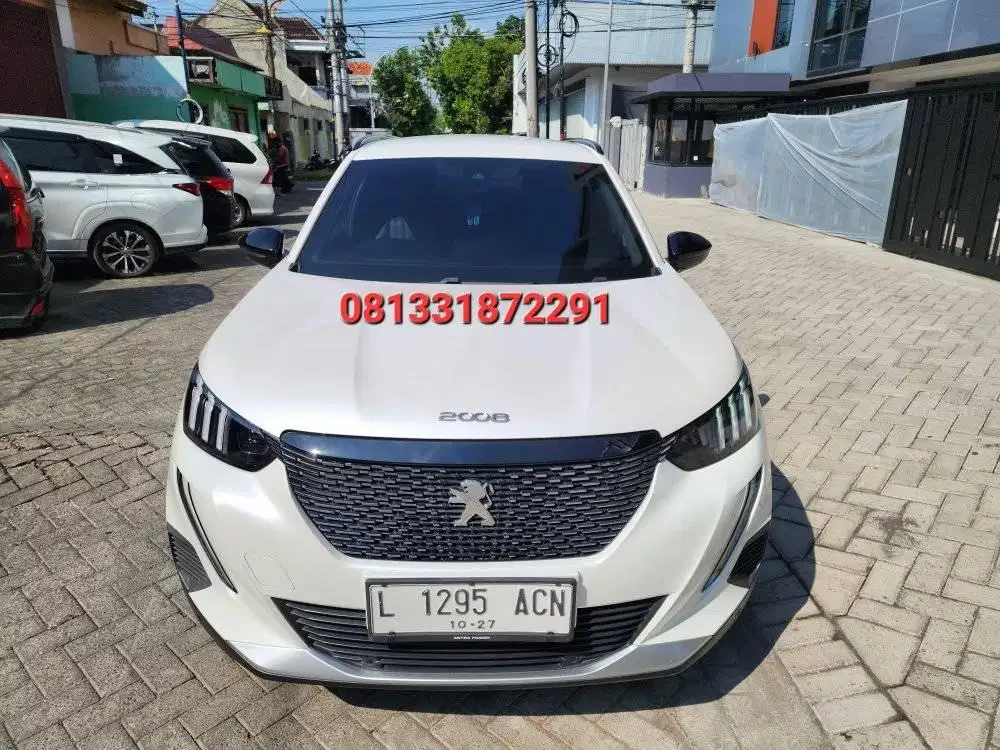 NEW PEUGEOT 1.200CC MATIC FACELIFT 2022 PUTIH SURABAYA