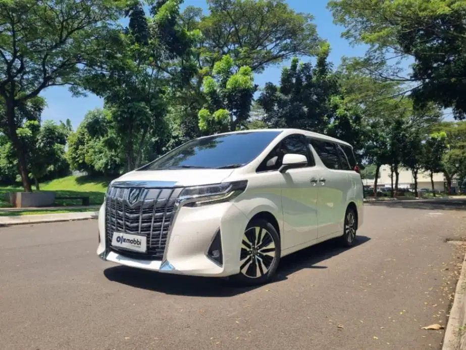 LOW DP Toyota Alphard 2.5 G Bensin-AT 2018 KPR