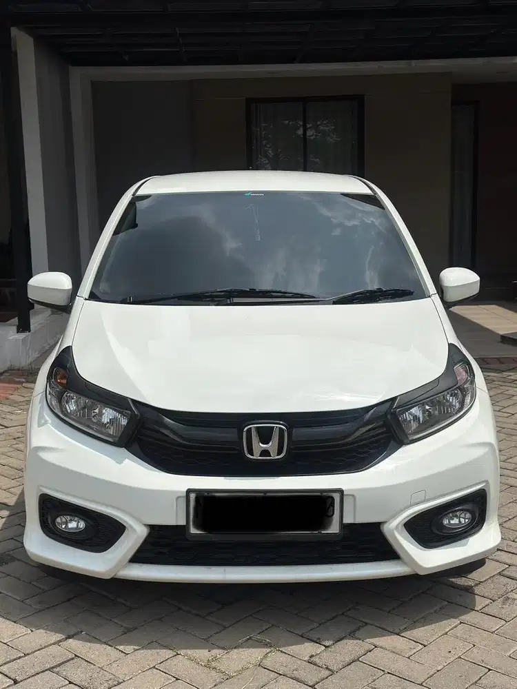 BRIO SATYA E AT 2022 KM 8.000 SUPER ISTIMEWAH