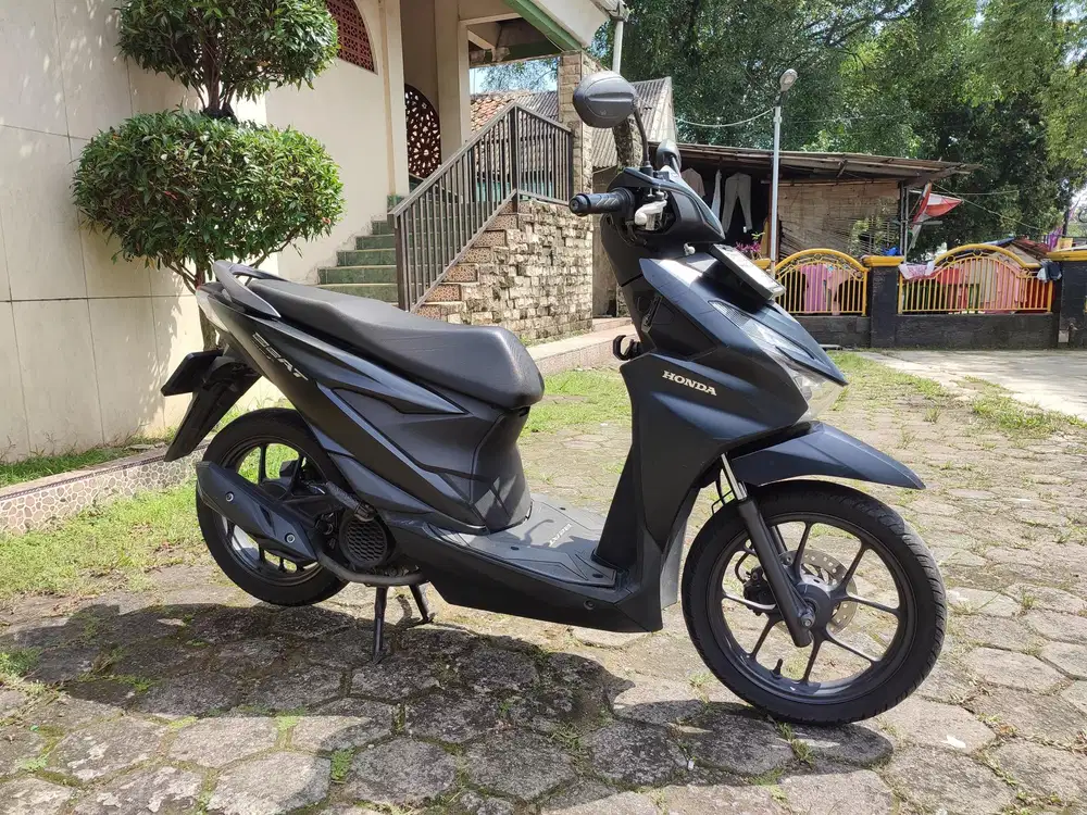 BEAT DELUXE KEYLESS TAHUN 2024 GRESS