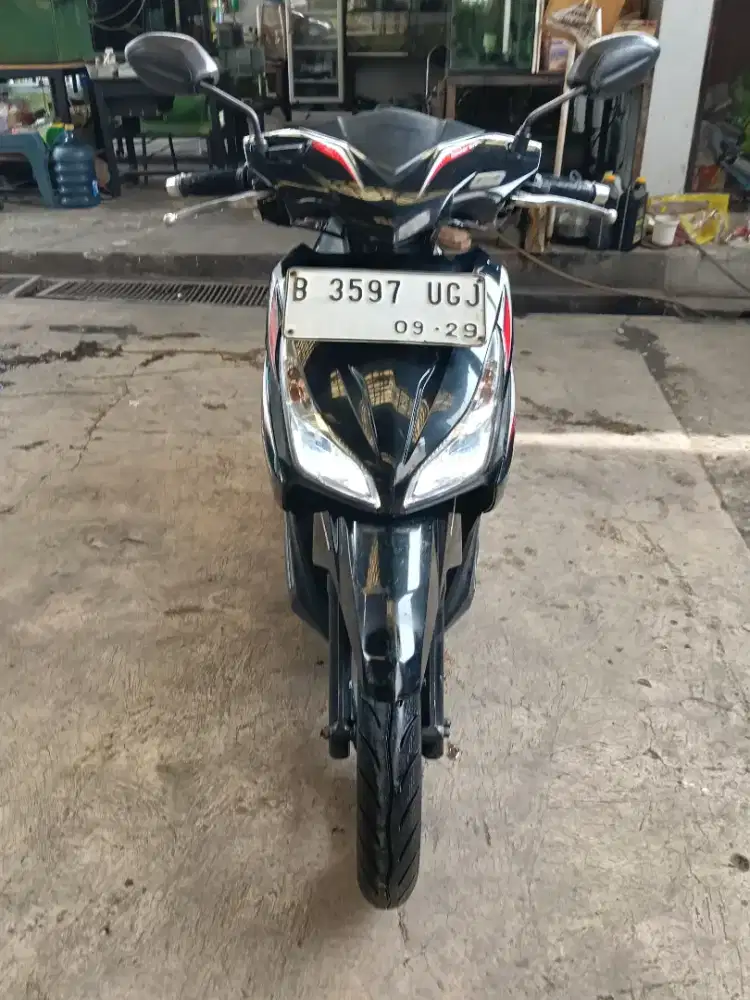 Dijual honda vario led 110 tahun 2014