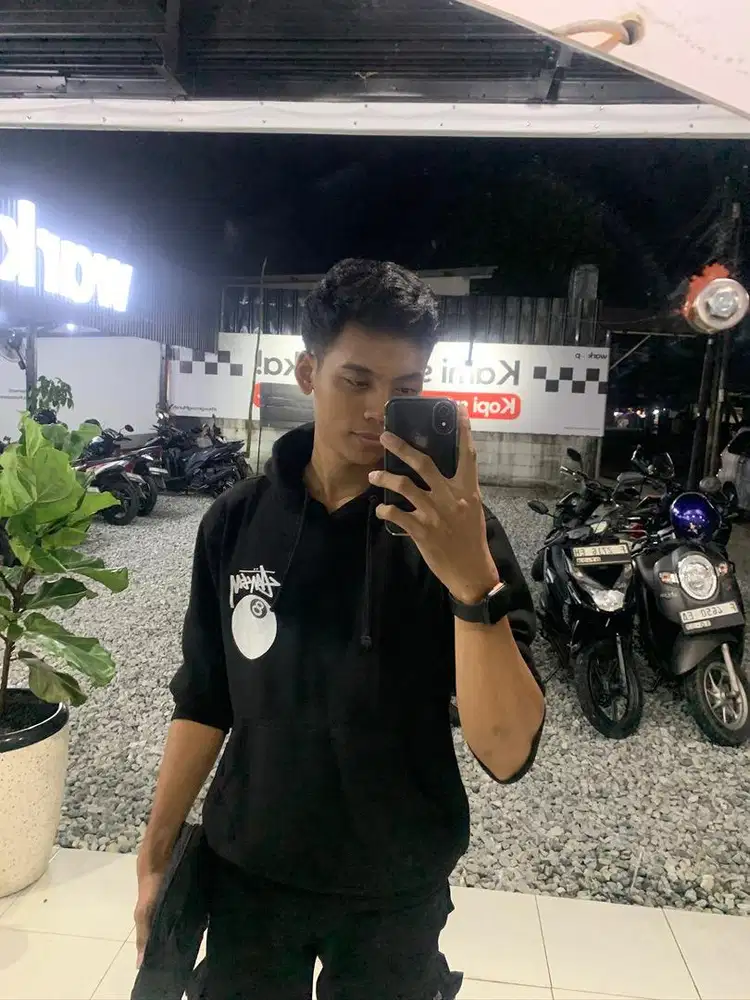 mencari pekerjaan