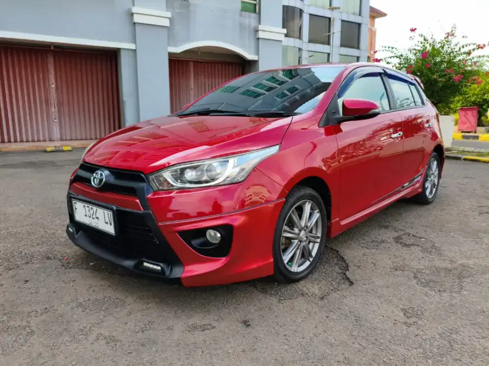 YARIS S TRD AT 2015 TDP25jt Toyota Yaris 1.5 S TRD Matic Automatic