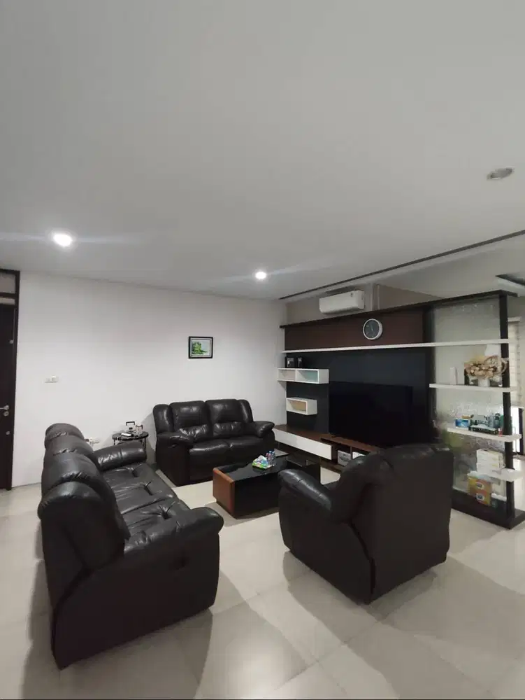 Dijual Rumah Full Furnished Mayangsunda Kota Baru Parahyangan