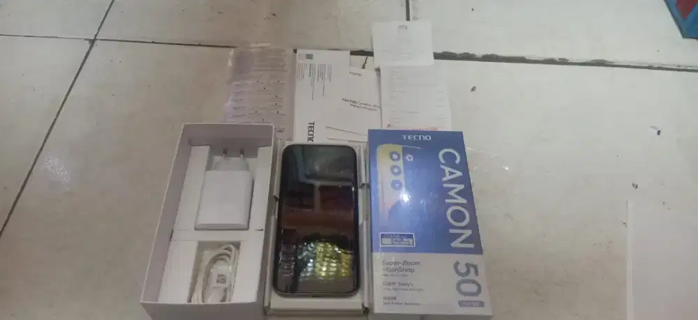 TECNO CAMON 50 PRO 5G .