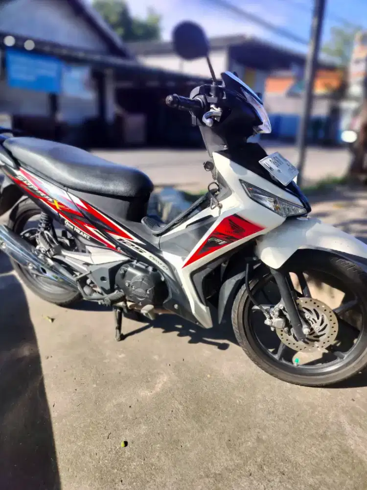 Jual murah Honda Supra X 125 Tahun 2014