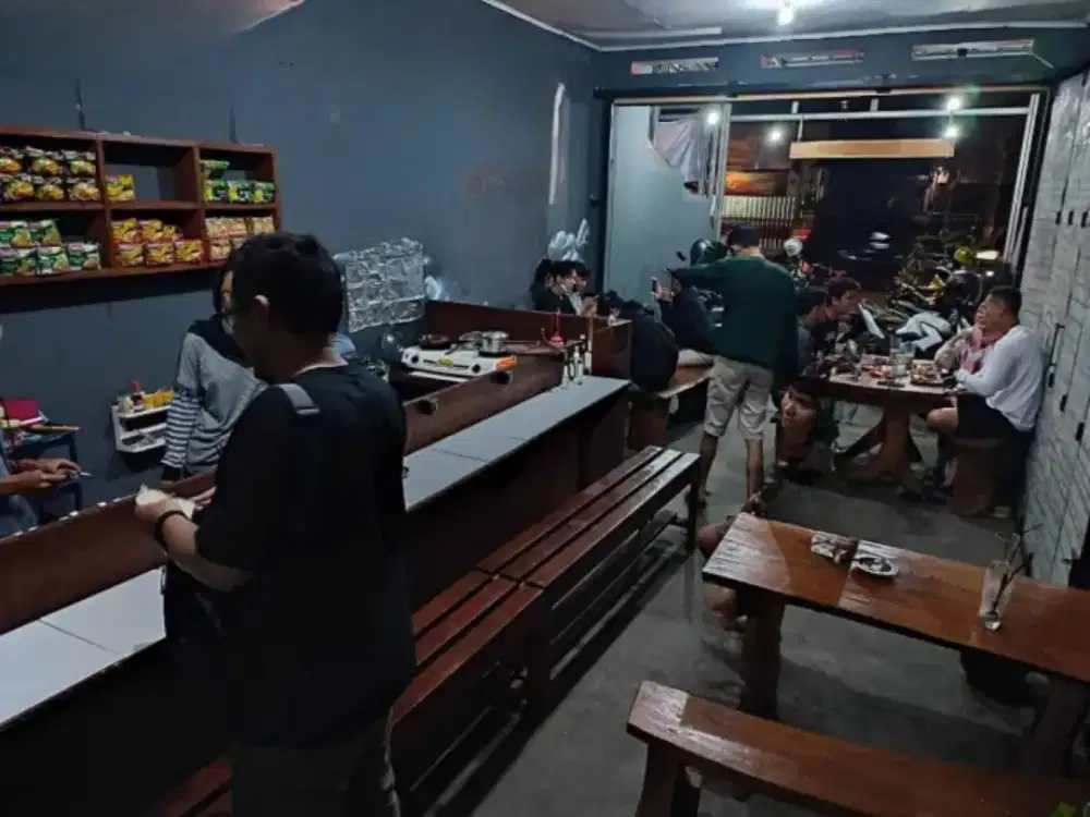 di butuhkan wanita jaga warkop