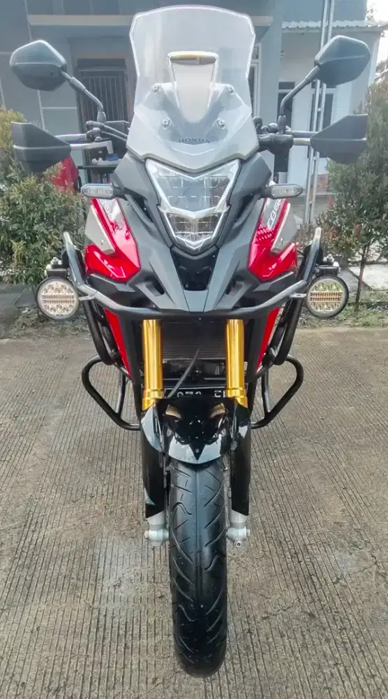 Honda CB 150 X Th 2022 Merah Full Accessories