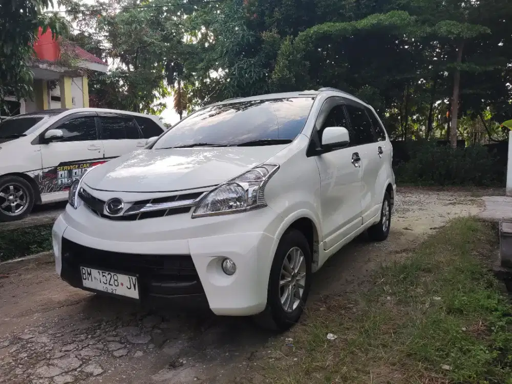 Xenia R attivo 2012. Cantik tanpa PR