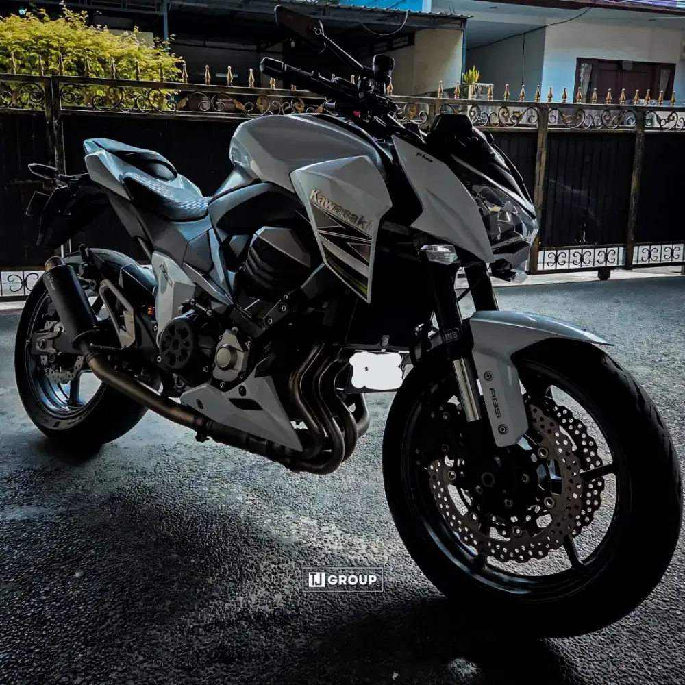 FOR SALE!! Kawasaki Z800 2015 Warna Putih Rare Colour