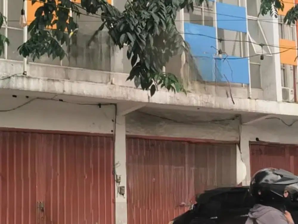 Ruko 3 Lantai Bagus SHM di Raya Panjang Jiwo Lokasi Strategis