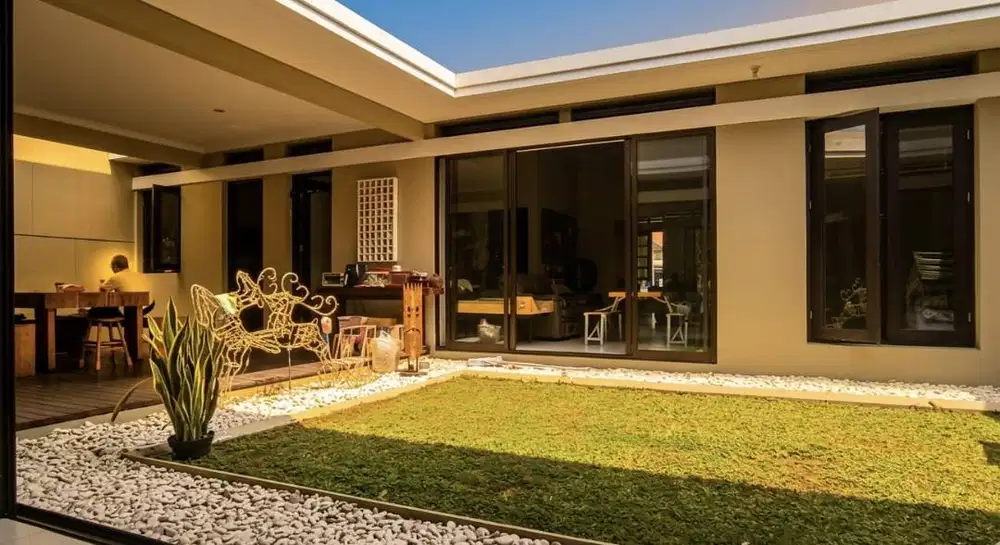 Dijual Rumah Semi Furnished di Btd Kota Baru Parahyangan