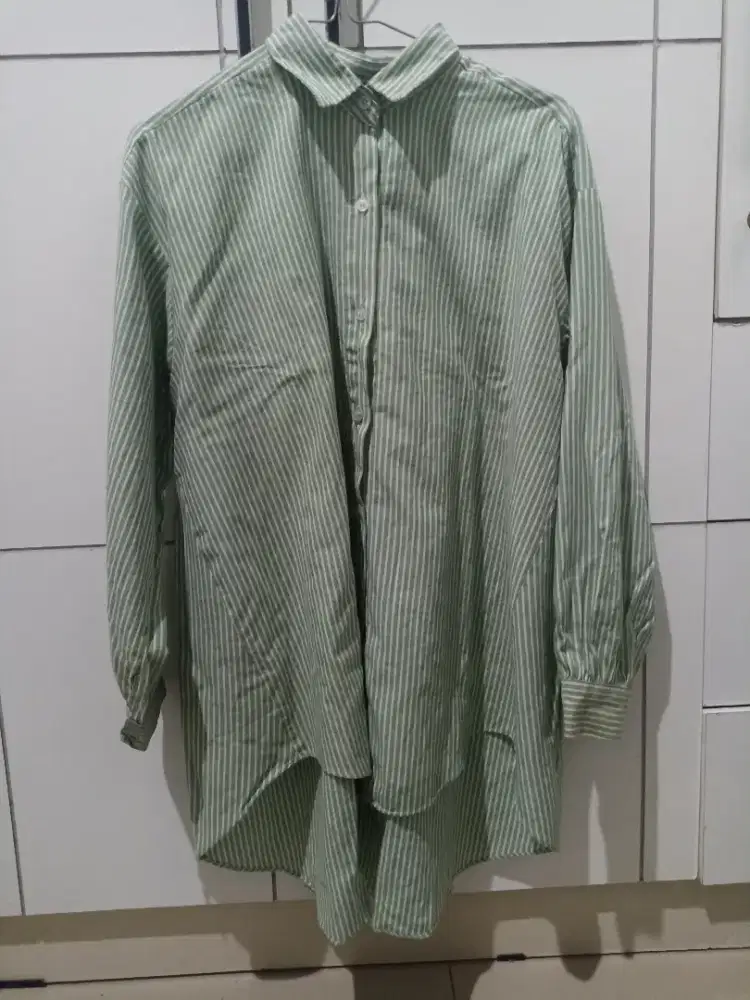 Kemeja Stripe Mint Lengan Panjang