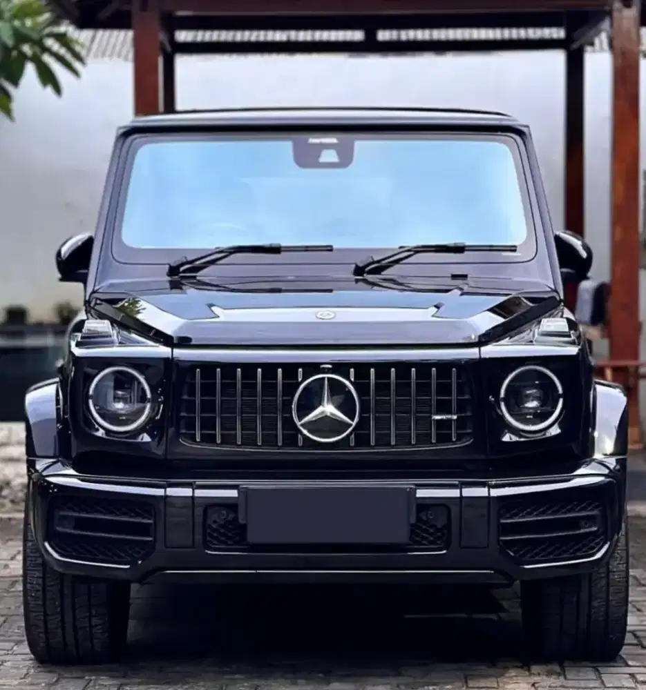 MURAH CASH. Mercedes Benz G63 AMG 2022 defender 2021