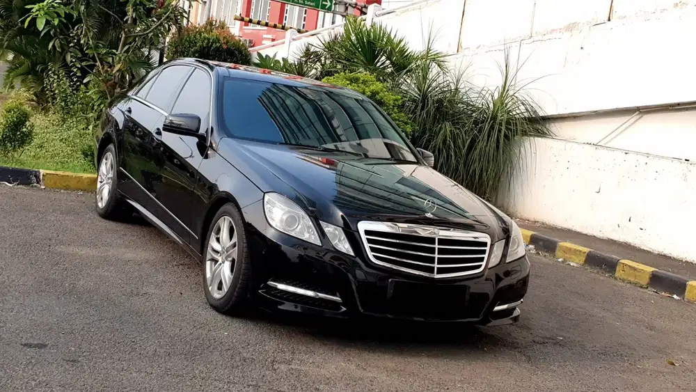 [ PANORAMIC ] Mercedes Benz Mercy E300 E 300 Avantgarde AVG 2012/2013