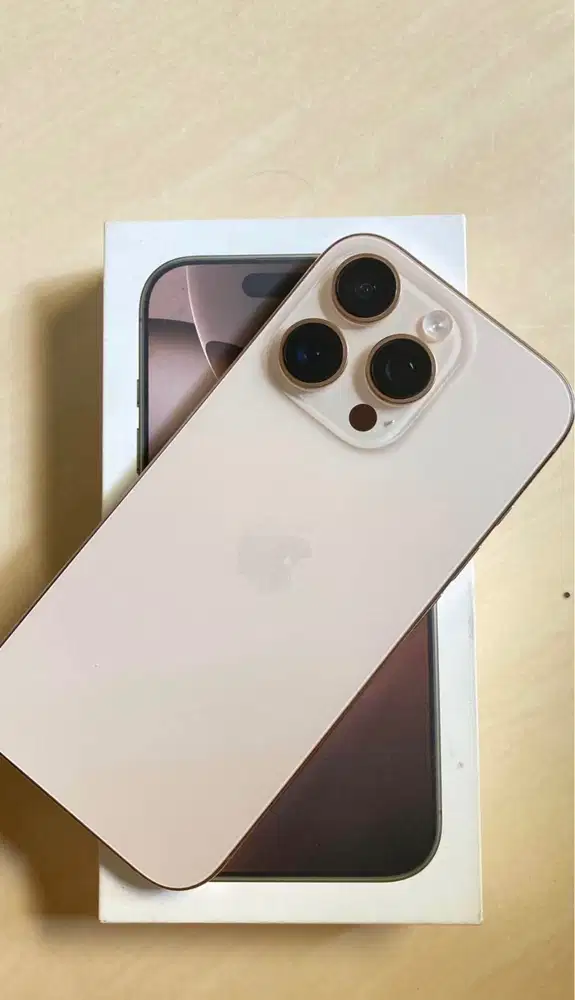Iphone 16 pro Desert Titanium 128GB garansi resmi ibox bisa /tt