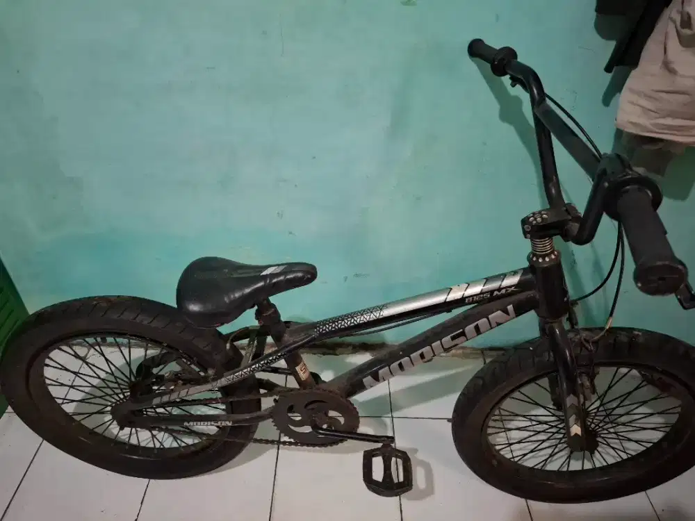 Jual sepeda yg tidak dipakai