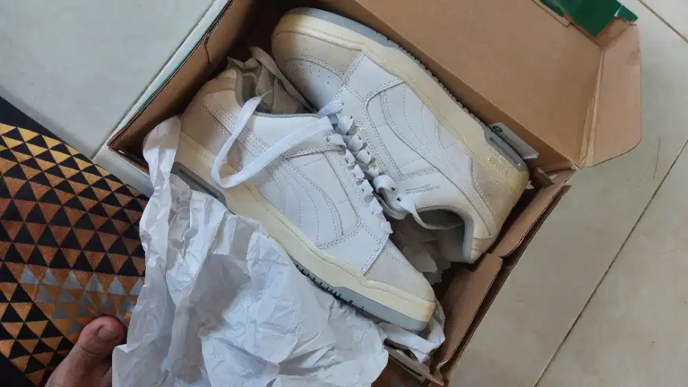 Puma white pristine ori