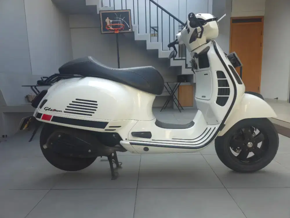 Vespa gts300 2018