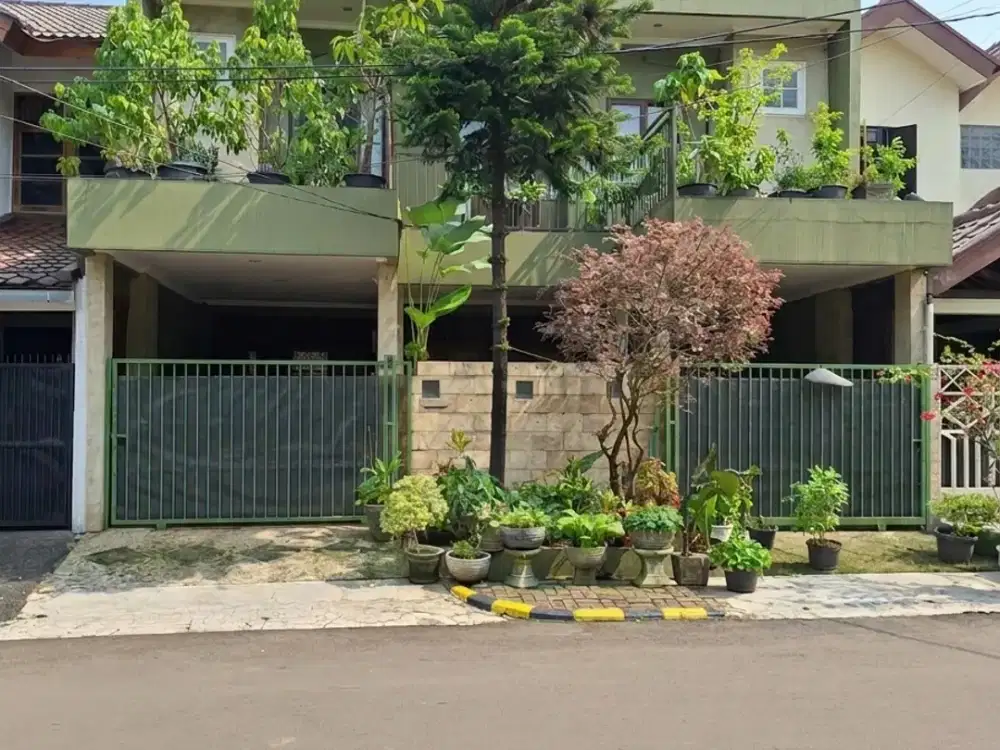 Dijual Rumah Strategis Siap Huni Dekat Pkn Stan di Sektor 5 Bintaro Hw-17304