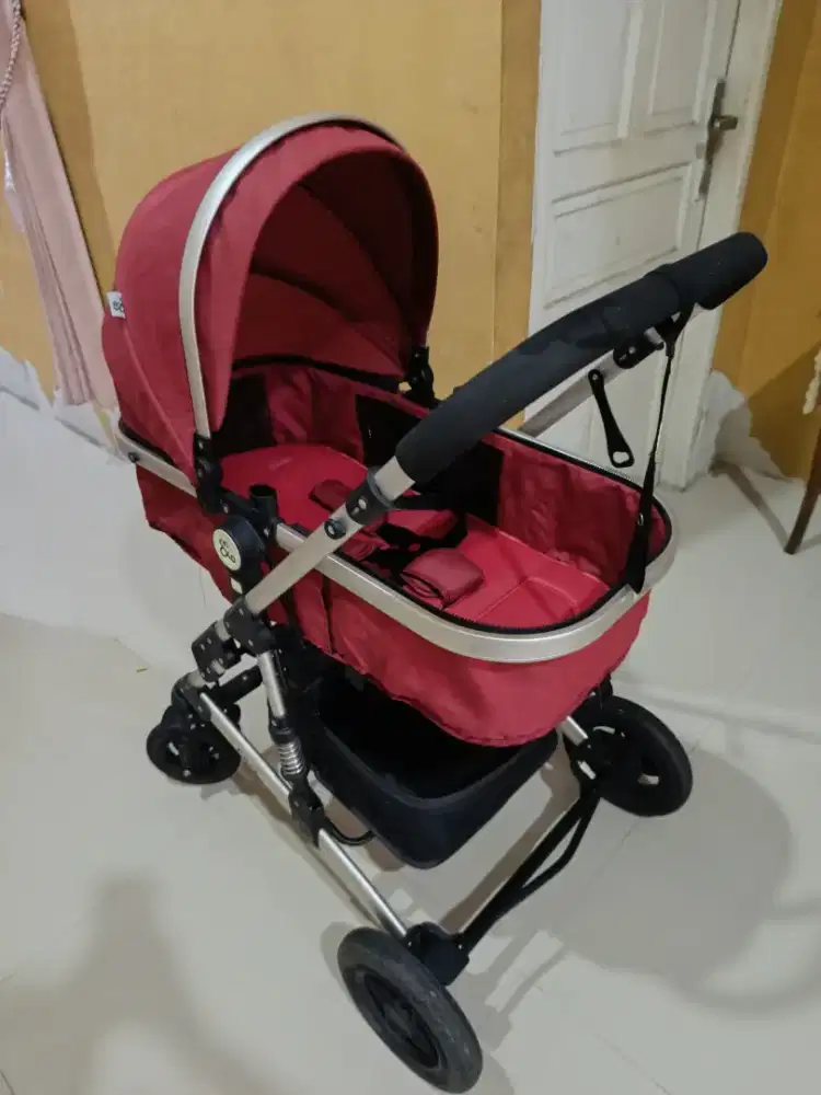 Stroller multifungsi Chris olins