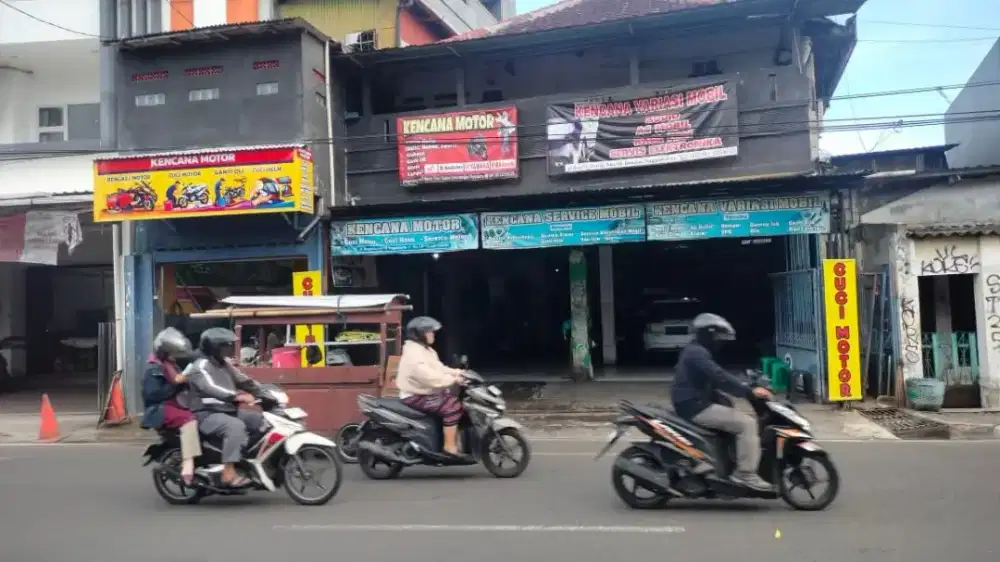 Rumah dan tempat usaha dekat stasiun Lempuyangan Yogyakarta