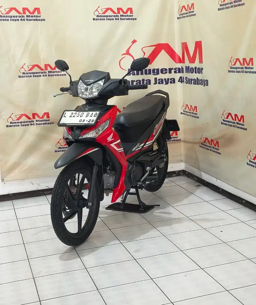 Km 6 Ribu Honda supra x 125 fi Tahun 2024 warna hitam