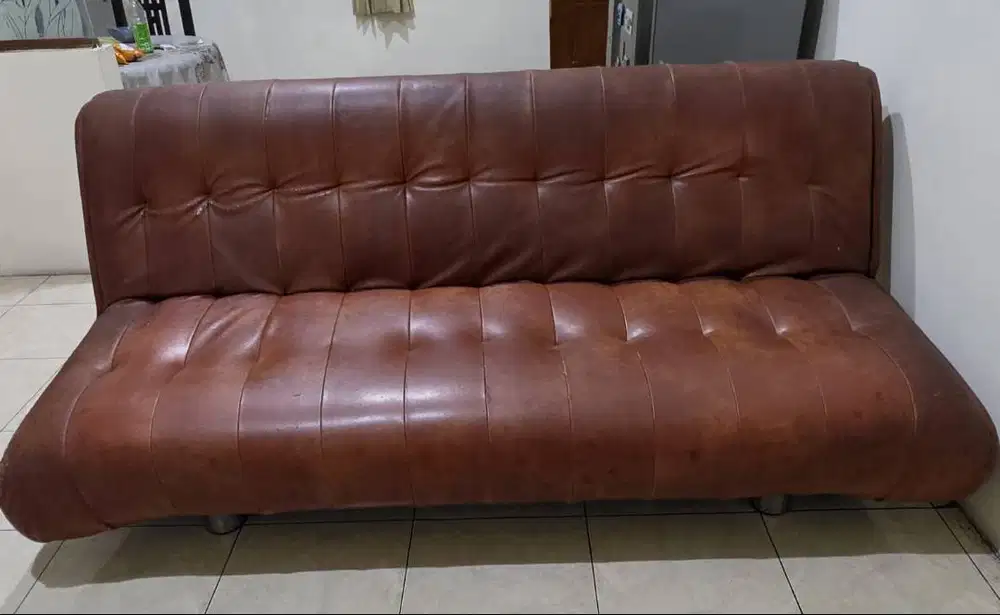 Tempat Duduk (Sofa Keluarga)
