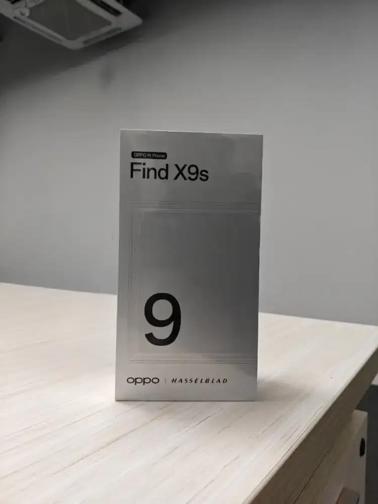 Oppo Find X9s 12/512GB Kredit Bunga Cicilan 0% Gratis 2x Cicilan